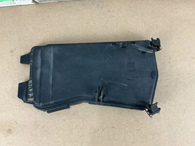 Cubierta de caja de fusibles Mercedes-Benz E550 Clase E W212 2009-2016 A2125400082 OEM Foto 1 de 4