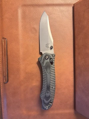 Benchmade 950BK Osborne Rift AXIS 锁 3.67 英寸刀片 G10 手柄刀(读) — 第 1/3 张图片