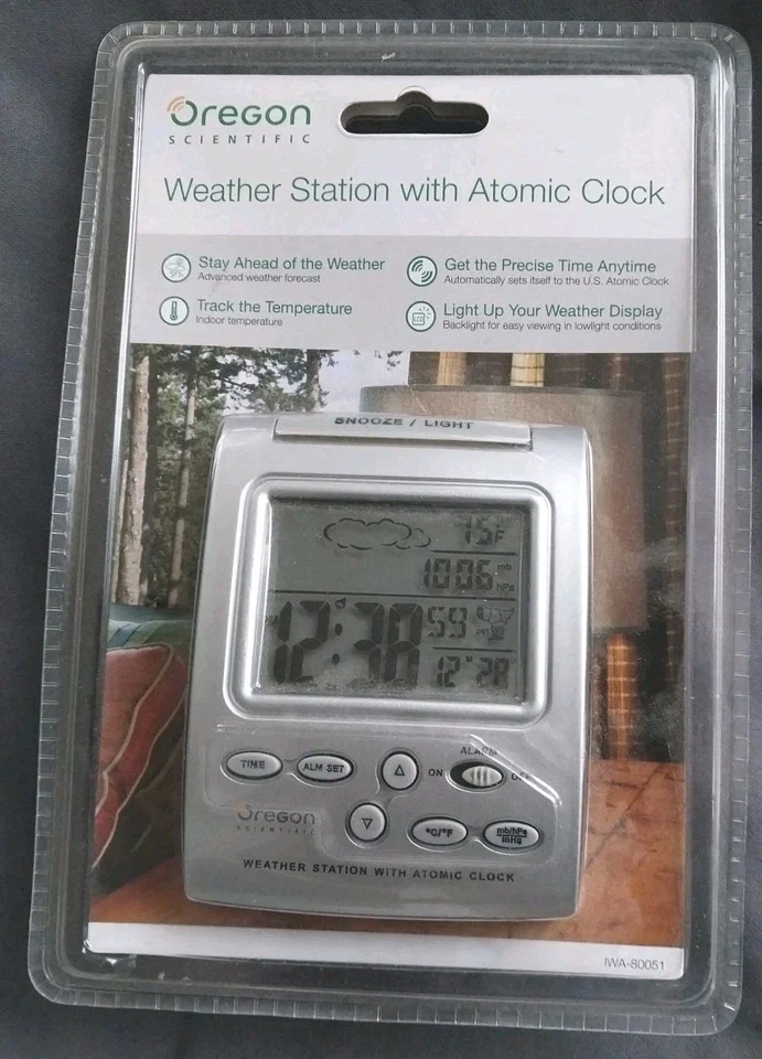 Oregon Scientific Weather Station Thermometer Atomic Clock Forecast IWA-80051 - Image 1 of 2