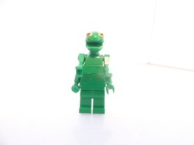Frenzy LEGO Minifigure Lot Space Police 5971