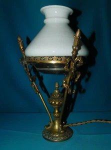 ANCIENNE LAMPE DE SALON ART NOUVEAU . AUTRICHE JUGENSTIL . BRONZE . POMME DE PIN - Imagen 1 de 12