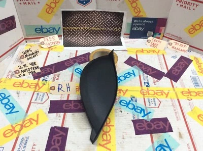 2004 2005 2006 2007 2008 MITSUBISHI GALANT * Tapa del extremo del tablero derecho * MR590272ZZ * Foto 1 de 4