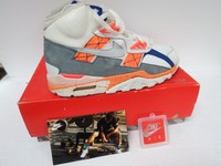 NIKE AIR TRAINER SC HIGH III WHITE GRAY ORANGE BO JACKSON SIZE 10 Y379W