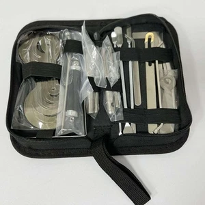 Hochwertiges Reparaturwerkzeug für Saxophon und Blechblasinstrumentenpflege - Bild 1 von 13