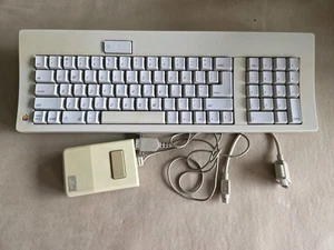 Vintage Retro Apple M0116 Keyboard Cream White Wired PS/2 QWERTY with mouse  - Picture 1 of 13