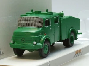 Brekina Mercedes LA 1113 Polizei Wasserwerfer, grün - 47185 - 1:87 - Picture 1 of 6