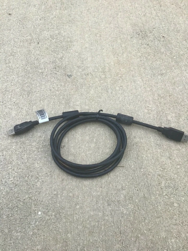 50.7C518.001 R DISPLAY PORT COXOC MALE TO MALE CABLE ~  6 FEET  - Image 1 of 1