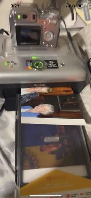 Kodak EasyShare Series 3 Z700 Printer Dock & Accesories. Camera as-is - Image 1 of 4