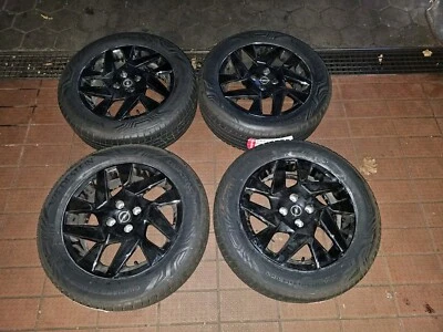 Opel Mokka-B/ Mokka-e B  Allwetter Räder 215 60 17 100V Vredestein Dot23 - Bild 1 von 4