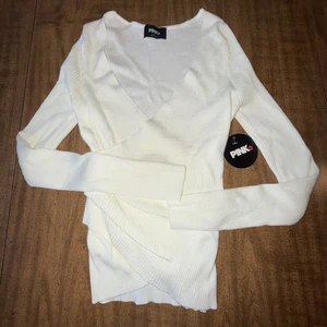 Pink Dot Junior Women Sweater Pullover Top Long Sleeve Ivory V Neck Medium - Picture 1 of 5