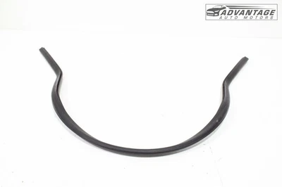 Vedação traseira do capô BMW X5 F15 2014-2018 51767294489 FABRICANTE DE EQUIPAMENTO ORIGINAL - Imagem 1 de 4