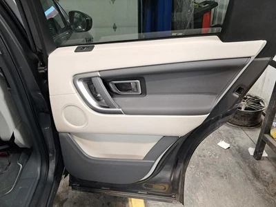 Used Rear Right Door Interior Trim Panel fits: 2017 Land rover Discovery sport Foto 1 de 4