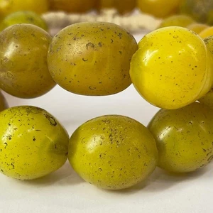 Gelbe Taube Ei Handel Perlen - Bild 1 von 4