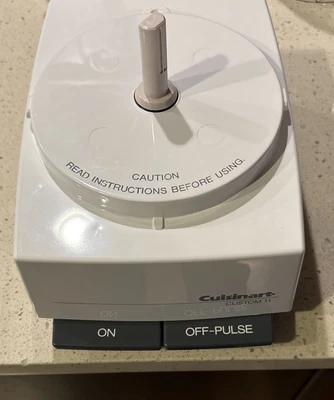 Cuisinart DLC-8M Custom 11 food processor japan Replacement main Base only WORKS - Image 1 of 4