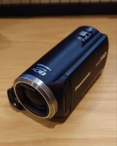 Panasonic HC-V520M schwarz Digital HD Video Kamera Camcorder 32GB sehr gut getestet - Bild 1 von 6