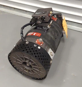 Military Alternator/Generator, C E Niehoff and Co, 28V 570A Part# 3846374 - Picture 1 of 10