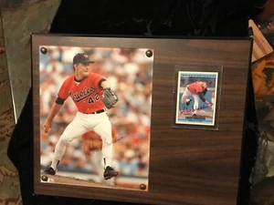 Rare Mike Mussina Orioles Baseball Pitcher as #42, 1991 Photo & Card signed - Picture 1 of 5