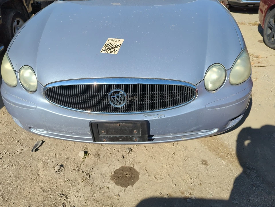 2005-2007 Buick Lacrosse Front Grille Bumper Not Included F4H97 - Image 1 of 1
