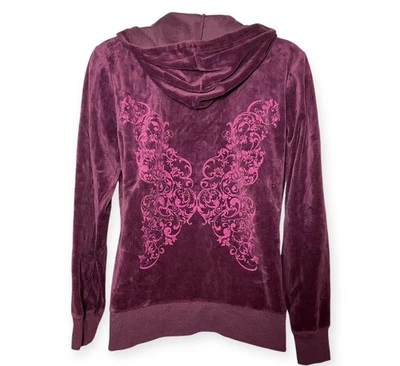 SUDADERA CON CAPUCHA ATERCIOPELADA SUAVE DE FRENCH LAUNDRY TALLA MEDIANA MARIPOSA Foto 1 de 4