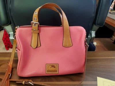 Cartera Dooney Bourke Kendra y billetera a juego Foto 1 de 4