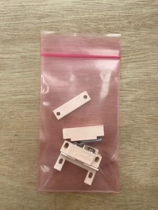Sentrol Series 1135T (White) Magnetic Contact - Picture 1 of 2