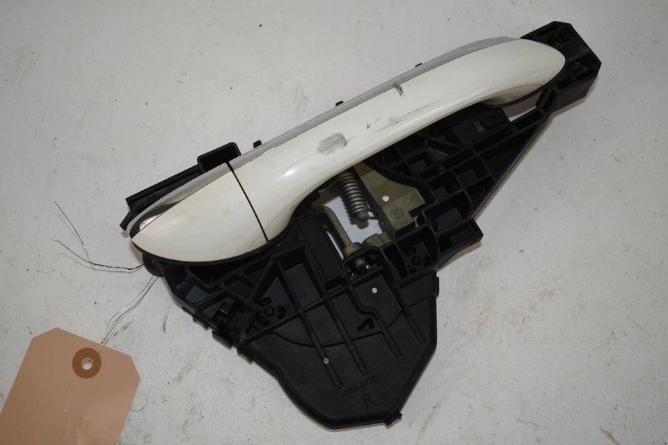 Manija de puerta exterior delantera derecha OEM Mercedes-Benz W251 R350 R500 2006-2010 Foto 1 de 4