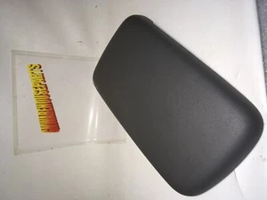 2015-2019 COLORADO CANYON GRAY CENTER CONSOLE ARMREST NEW GM # 23116531 - Picture 1 of 3