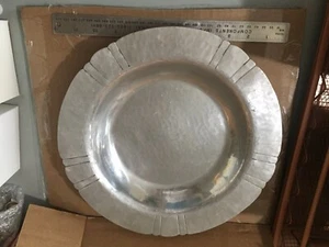 CELLINI CRAFT Round Tray/Bowl - HAMMERED ALUMINUM - ARTS & CRAFTS STYLE - Picture 1 of 4