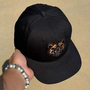 Good Hats Grizzly schwarz Edition Druckknopflasche Kappe - Bild 1 von 6