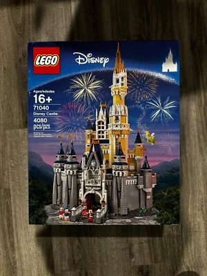 LEGO Disney Castle (71040) - Image 1 of 4