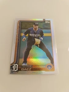 Topps MLB 2025 Series 2 Javier Baez #545 Detroit Tigers Rainbow Foil - Bild 1 von 2