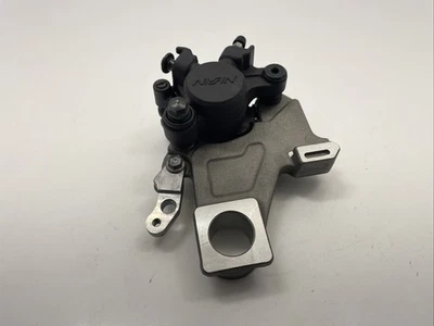 ♻️ Suzuki Gsxs 1000 Gt Plus 2022 - 2025 Rear Brake Caliper & Bracket ♻️ — 第 1/4 张图片