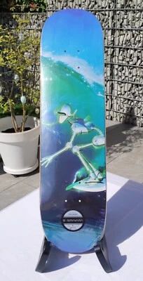 Hajime Sorayama X Lane Crawford X APPortfolio – Surfer– Skate Deck - Bild 1 von 4