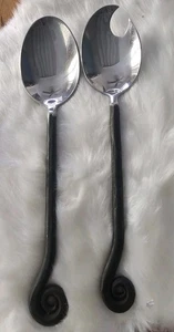 Servizio da Insalata in Ferro Battuto e Acciaio Inox Pottery Barn Viddlehead - Discontinud - Foto 1 di 5