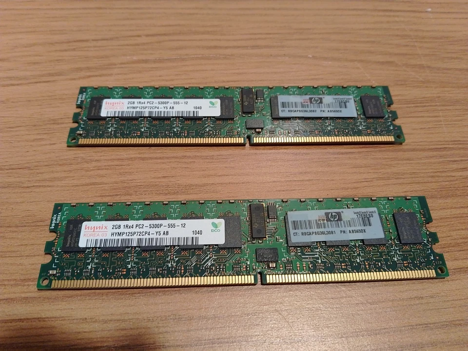 4GB Kit Hynix HYMP125P72CP4-Y5 2Rx8 PC2-5300 DDR2-667MHZ ECC Registered DIMM - Image 1 of 1
