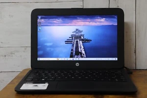 HP Stream 11-AH117WM Black 11.6" Display 4GB RAM Intel-Celeron Laptop - Picture 1 of 4