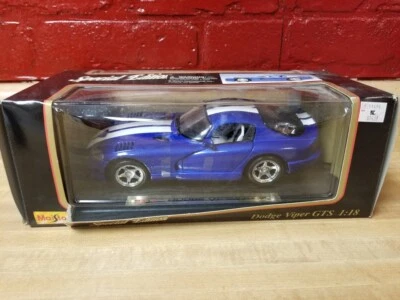 Maisto Special Edition 1996 Blue Dodge Viper GTS Die-Cast 1:18 - Image 1 of 4
