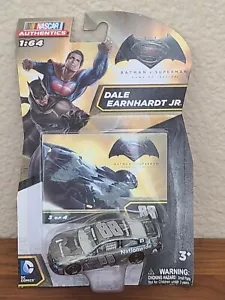 G 2016 Batman v. Superman Wave Dale Earnhardt Jr. 3 of 4 1/64 NASCAR Authentics - Picture 1 of 2
