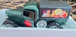 Coca-Cola Delivery Truck 1936 Ford V8 BACHE 1:18 Scale Diecast FAIRFIELD MINT - Picture 1 of 10
