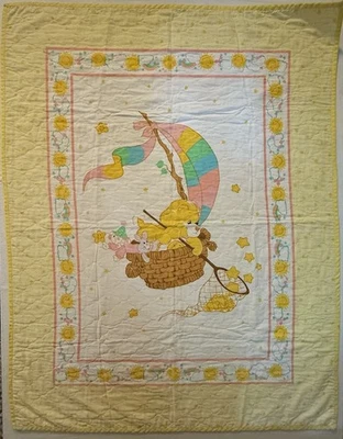 Manta de colección Care Bears Funshine Bear Star Catching Quilt 33x44 Moon Sun Cuna Foto 1 de 4