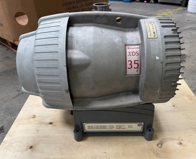 Edwards XDS35i / Bomba de vacío de desplazamiento seco / A730-01-983 Foto 1 de 4