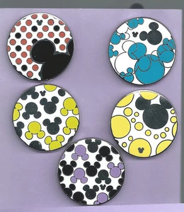 Disney 2010 Hidden Mickey 5 Pin Set (2717) Bubble Hidden Mickey Set - Bild 1 von 5