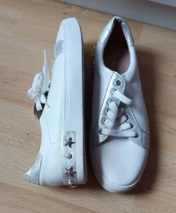 Damen Schnürschuhe Nieten Sneaker Freizeit Schuhe Weiß Gr 41 Sterne Perlen NEU - Bild 1 von 10