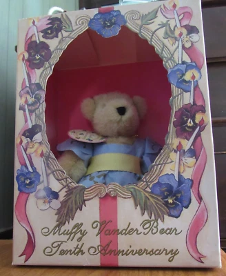 Muffy Vanderbear~10th Anniversary~”This Takes The Cake”-Limited Edition-1994-NEW - Image 1 of 4