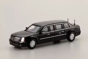 1:64 596 US Limo One Beast Luxury seconda generazione modello pressofuso auto da collezione - Foto 1 di 5