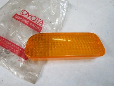 Lente intermitente izquierda hatchback Toyota Corolla 77-79 OEM 12-81 L ~ NUEVO DE STOCK Foto 1 de 4