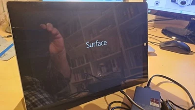 Microsoft Surface Pro 256 GB erste Serie 2013, Wi-Fi, 12,3 Zoll - Grau - Bild 1 von 3