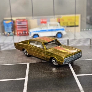 Hot Wheels Classics Series 4 Gold ‘67 1967 DODGE CHARGER 40th anniversary #3  - Picture 1 of 11