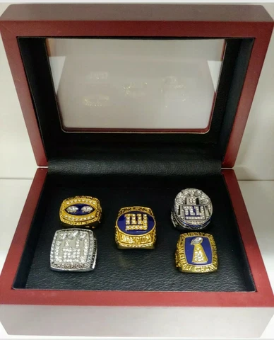 New York Giants - Championship 5 Ring Set W/ Wooden Box.. Manning Simms Taylor Cover