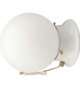 "Globo de vidrio Westinghouse 2 luces techo interior 66680 acabado blanco 7,25"" H"  Foto 1 de 4
